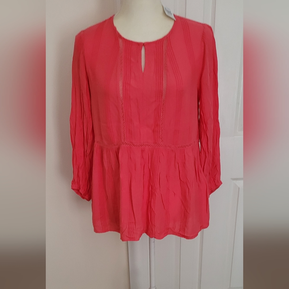 Nwt coral lightweight blouse (a61)